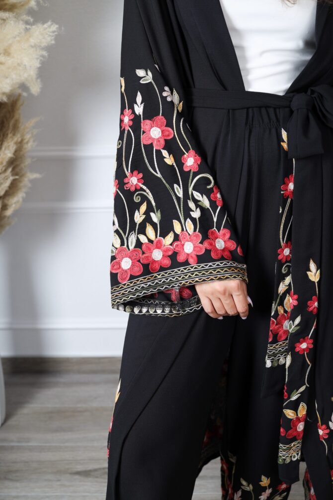 Amaira - Image 7