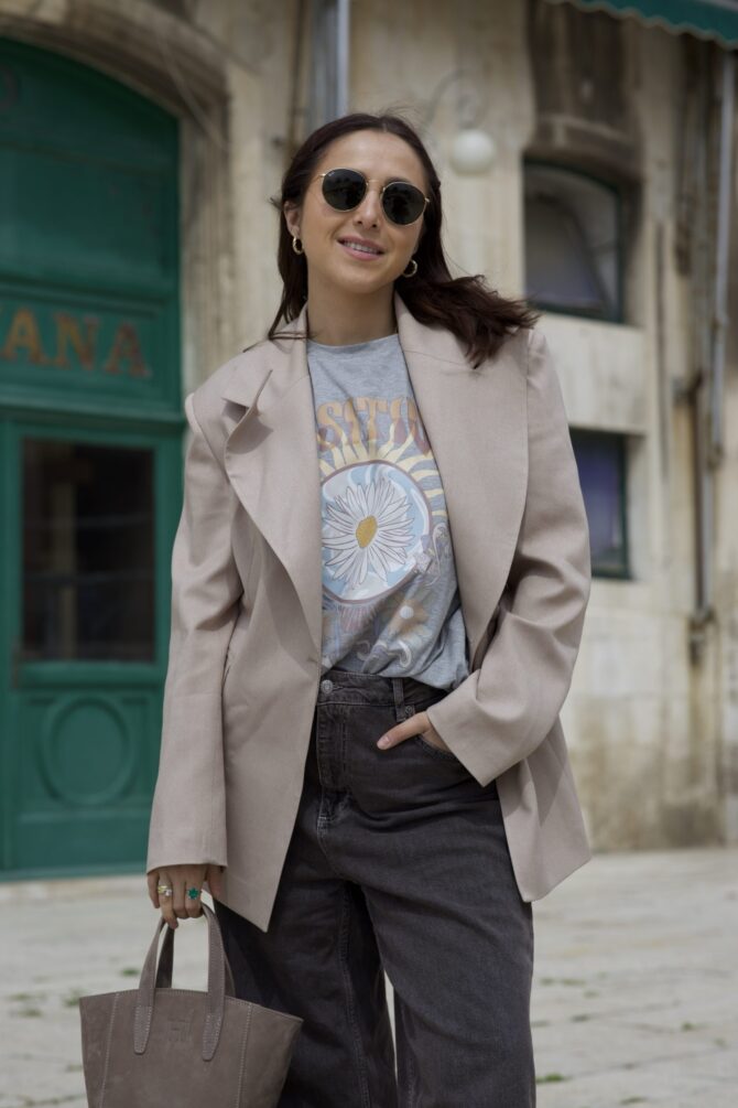 HI T-shirt - Image 4