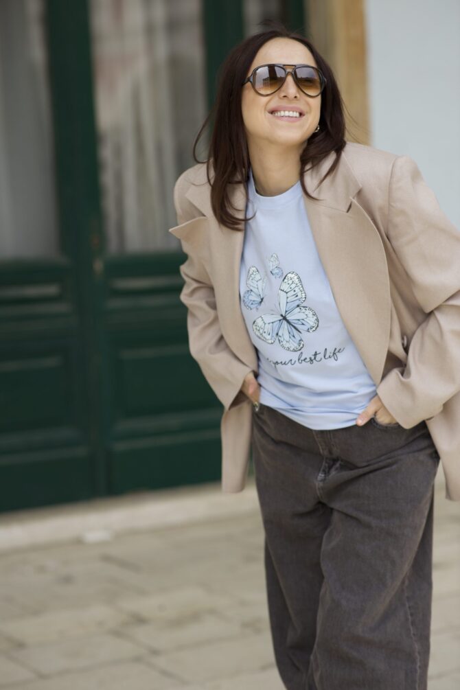 HI T-shirt - Image 22