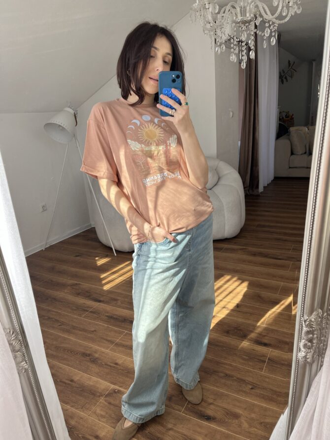 HI T-shirt - Image 26