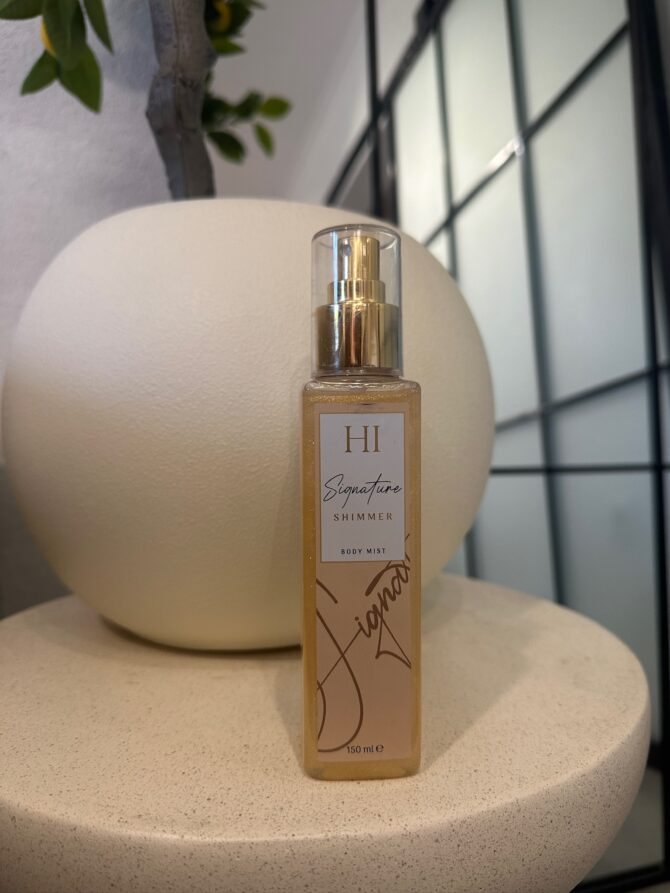 HI Signature shimmer body mist - Image 3