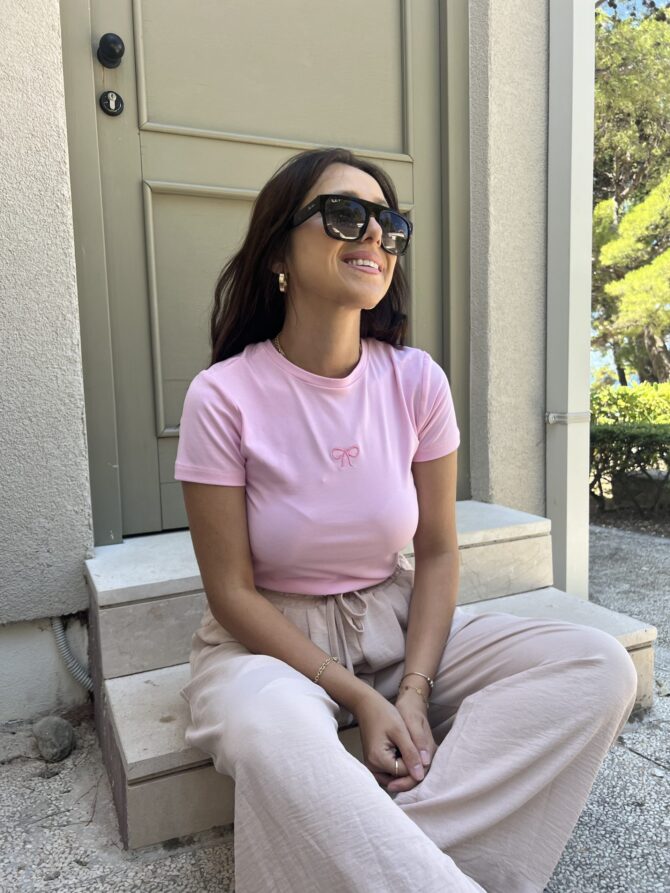 HI Signature Tee - Image 8