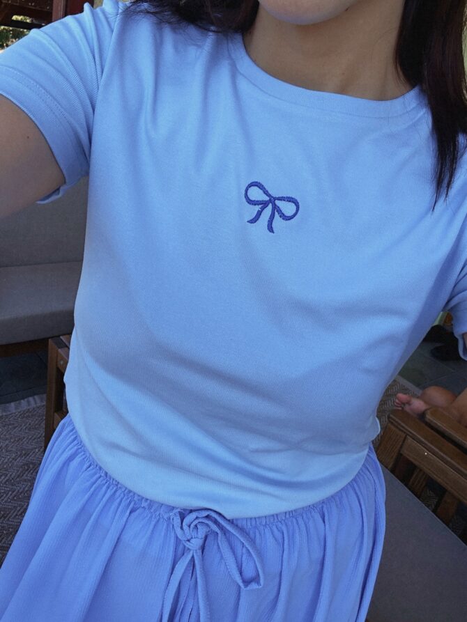 HI Signature Tee - Image 5